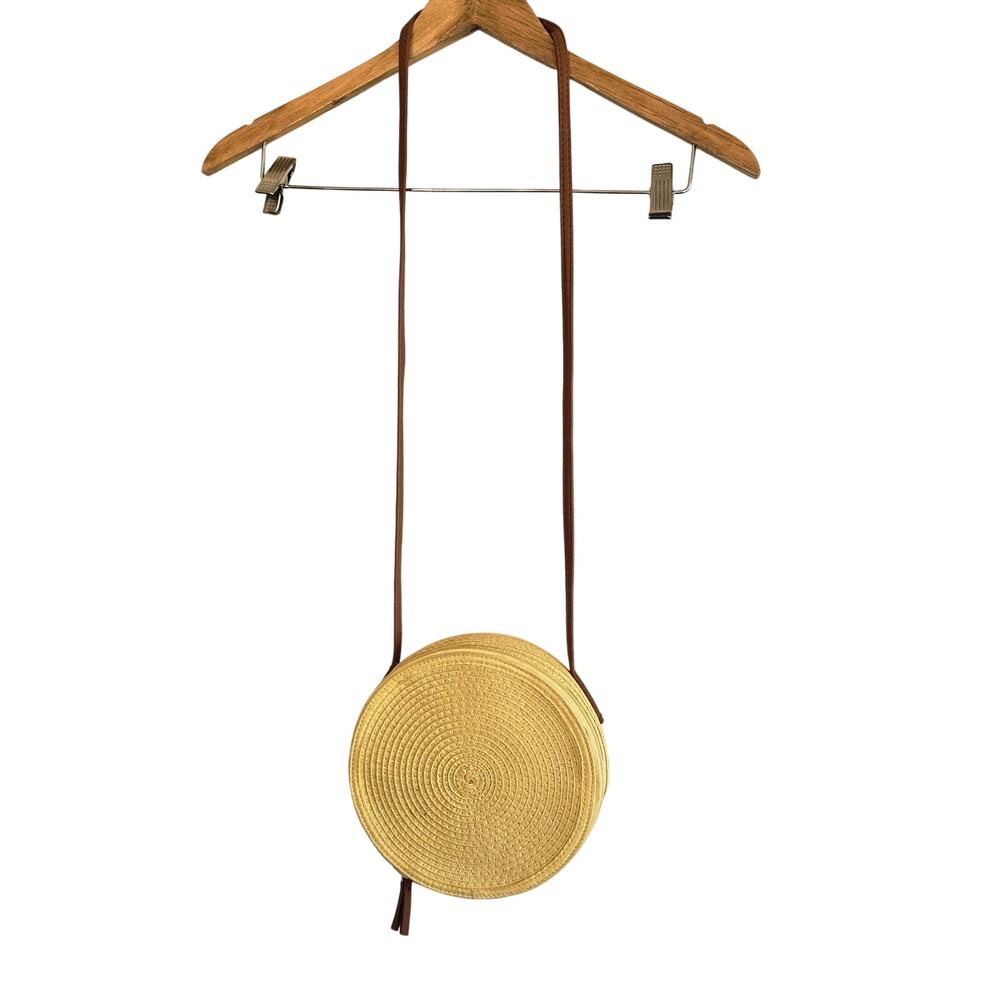 One Size – Express Yellow Woven Circular Mini Bag (2019)